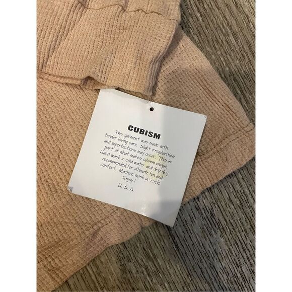 Cubism Generosity in Justice Tan Long Sleeve Shirt Medium New - Picture 4 of 7